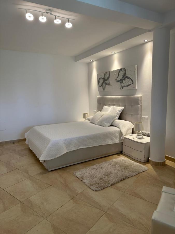 Villa President Cosmos Playa de Muro  Bagian luar foto